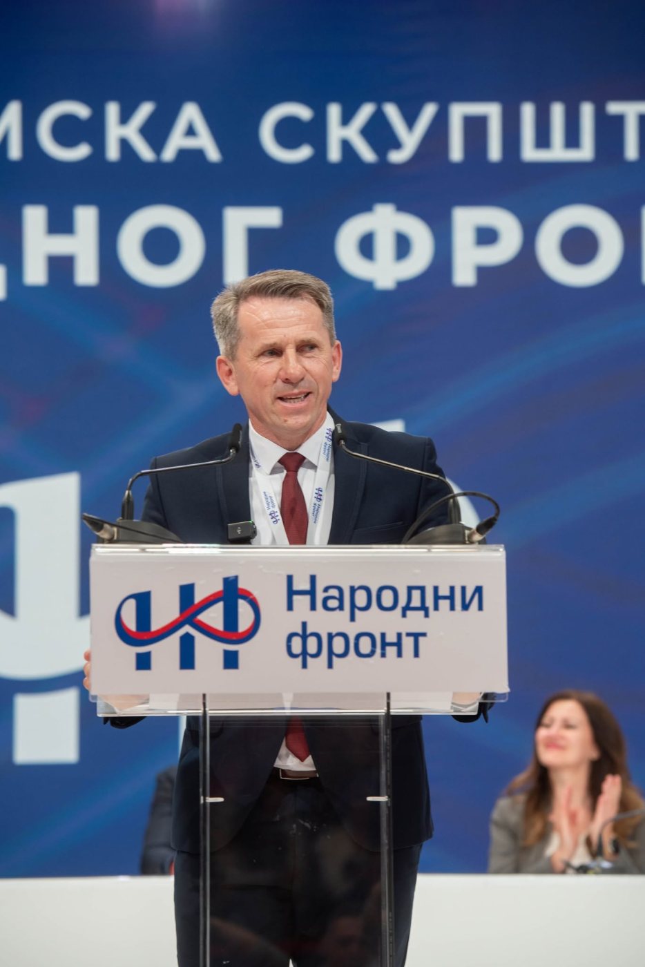 Željko Dubravac za govornicom Narodnog fronta
